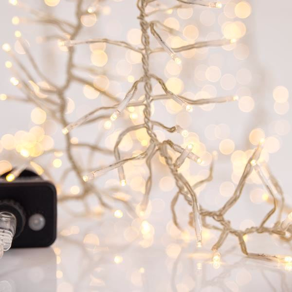 CLUSTER 1,3m, 144 LED 3mm, 31V ΜΕΤΑΣΧΗΜΑΤΙΣΤΗ, 8 ΠΡΟΓΡΑΜΜΑΤΑ & ΜΝΗΜΗ, ΔΙΑΦΑΝΟ PVC ΚΑΛΩΔΙΟ, ΘΕΡΜΟ ΛΕΥΚΟ LED, ΠΡΟΕΚΤΑΣΗ ΠΑΡΟΧΗΣ 3m, IP44 (600-18121)